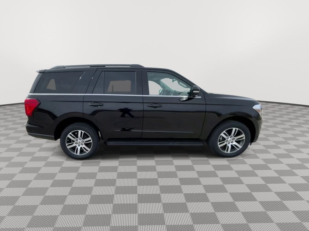 2024 Ford Expedition XLT, 202A, PANO ROOF, 20 IN WHEELS, NAV